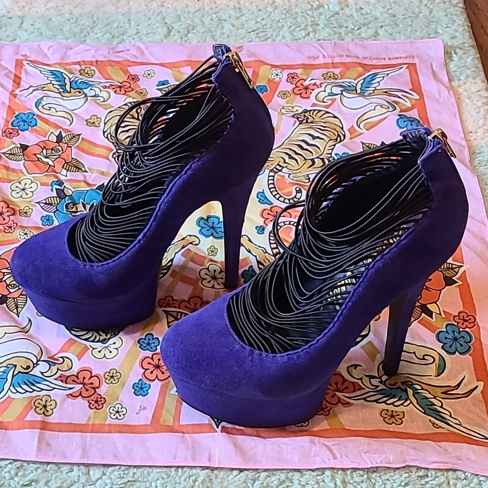 London Trash Colbalt Platform Stiletto heels size 9